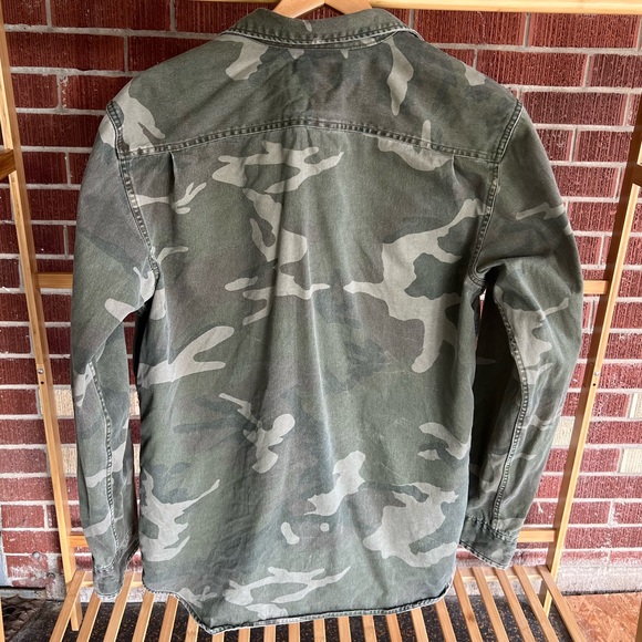 Old Navy Camo utility jacket - Picture 3 of 5
